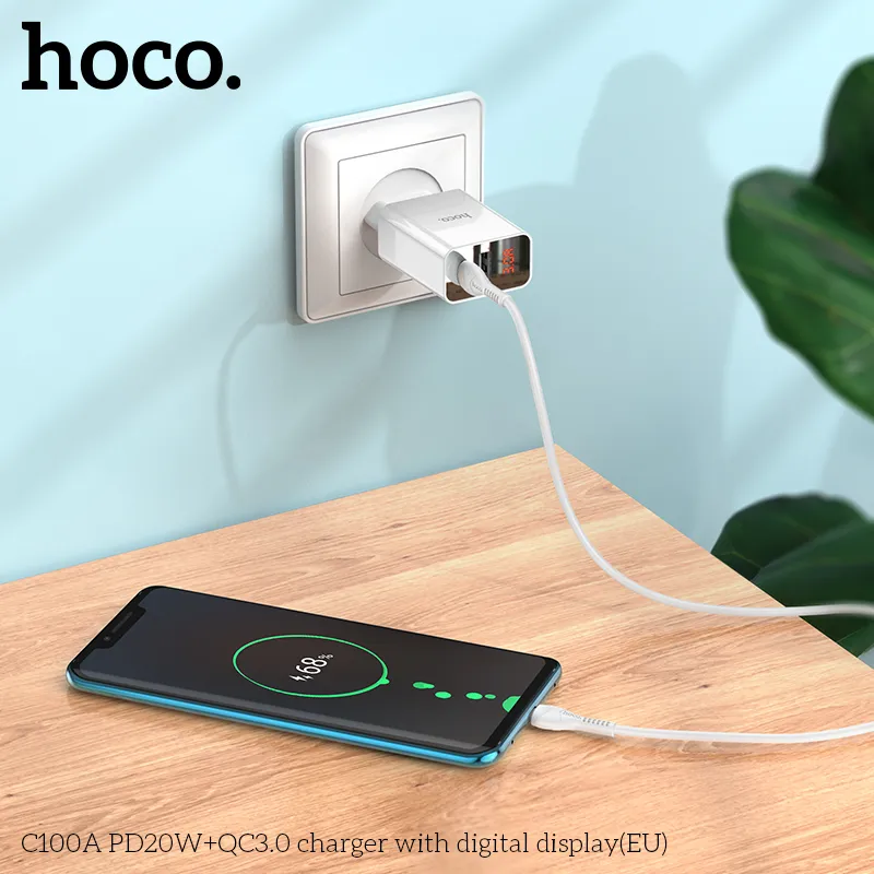 Thiết kế gọn nhẹ với chất liệu PC+ABS chống cháy