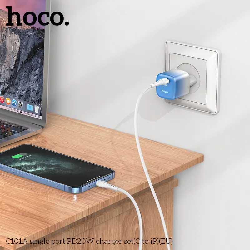 Kích thước 68x34x34mm, trọng lượng 55g tiện mang theo