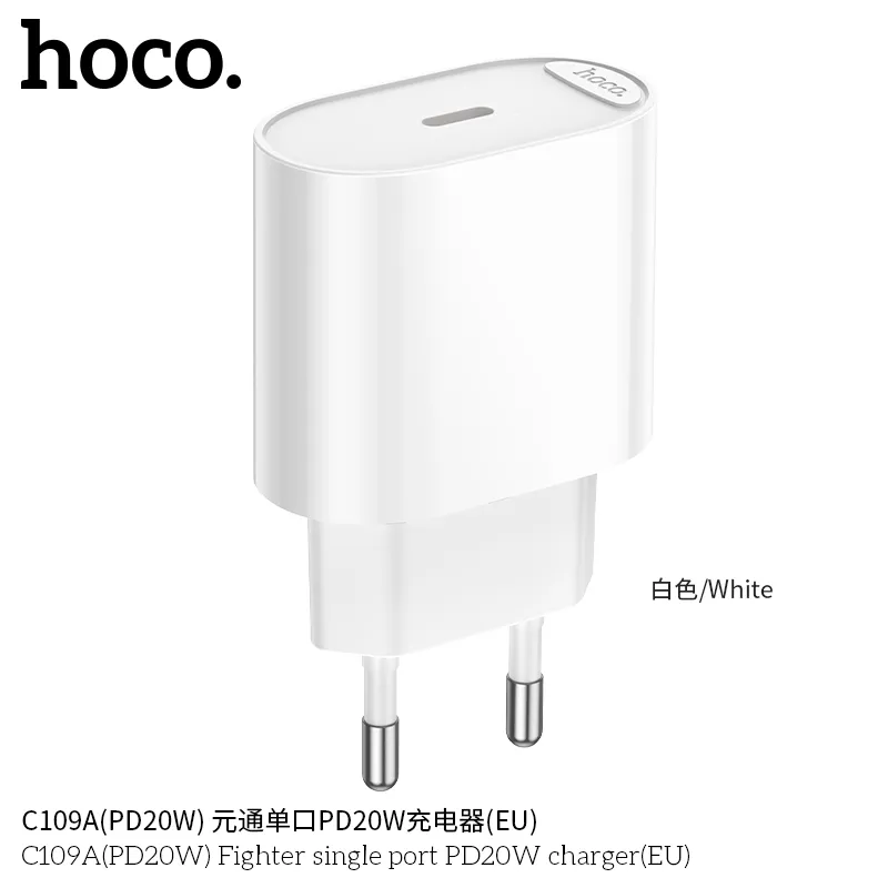 Kích thước củ sạc PD20W Hoco C109 Fighter (US) nhỏ gọn 54 x 45 x 24mm, trọng lượng 42g tiện lợi mang theo