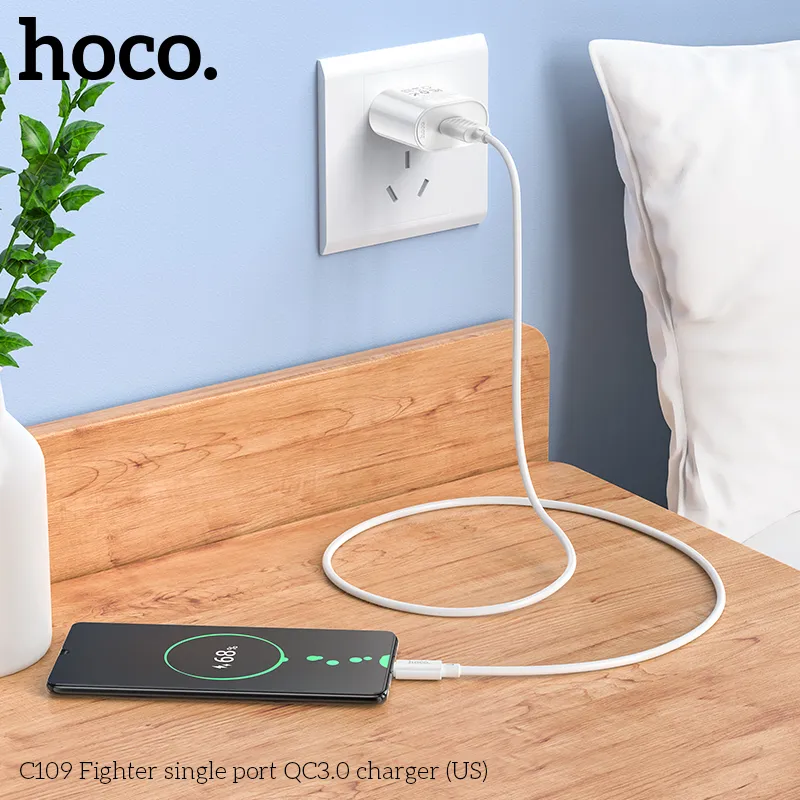 Củ Sạc QC3.0 Hoco C109 Fighter (US) thiết kế nhỏ gọn tiện lợi