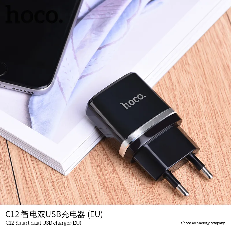 Thiết kế củ sạc Hoco C12 Smart cổng USB kép chuẩn EU bền bỉ an toàn