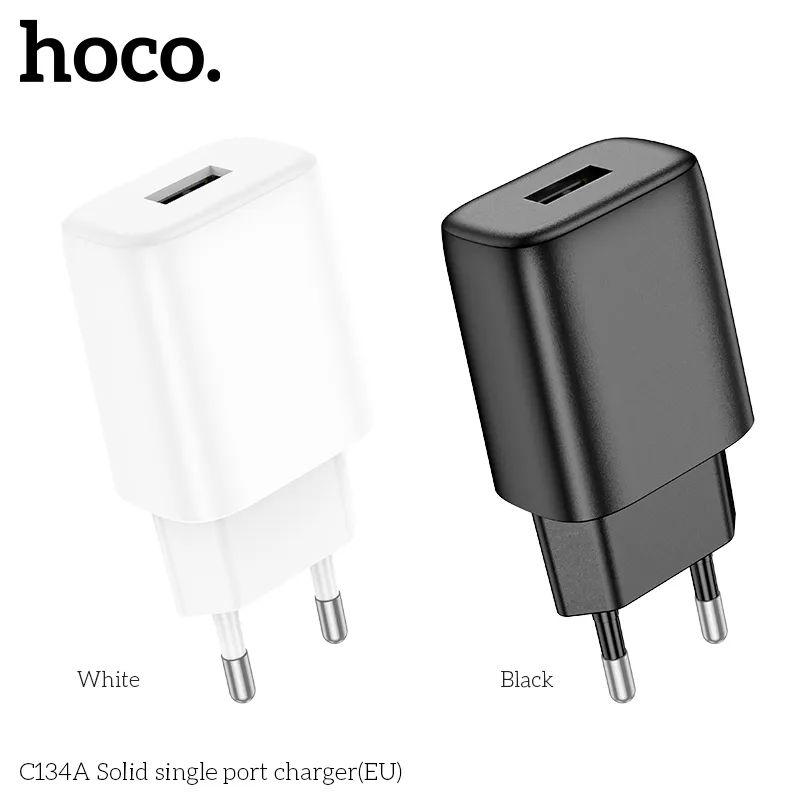 Củ Sạc Hoco C134A Solid (EU) thiết kế nhỏ gọn, màu trắng tinh tế