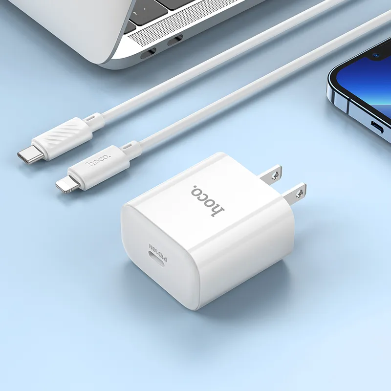 Thiết kế thời thượng với chất liệu PC+ABS chống cháy bền bỉ