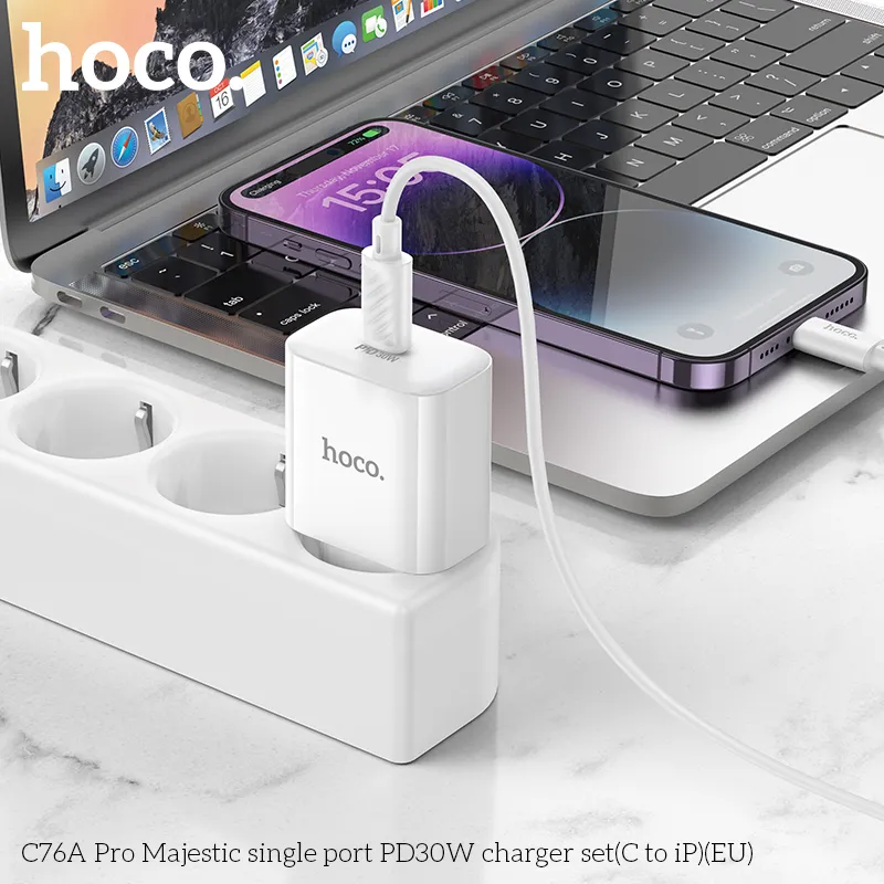 Bộ Sạc Kèm Dây C to iP Hoco C76A Pro Majestic PD30W (EU) thiết kế gọn nhẹ đa năng