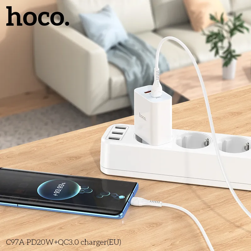 Trải nghiệm sạc nhanh ổn định với công nghệ PD và QC3.0, tương thích nhiều thiết bị trên thị trường