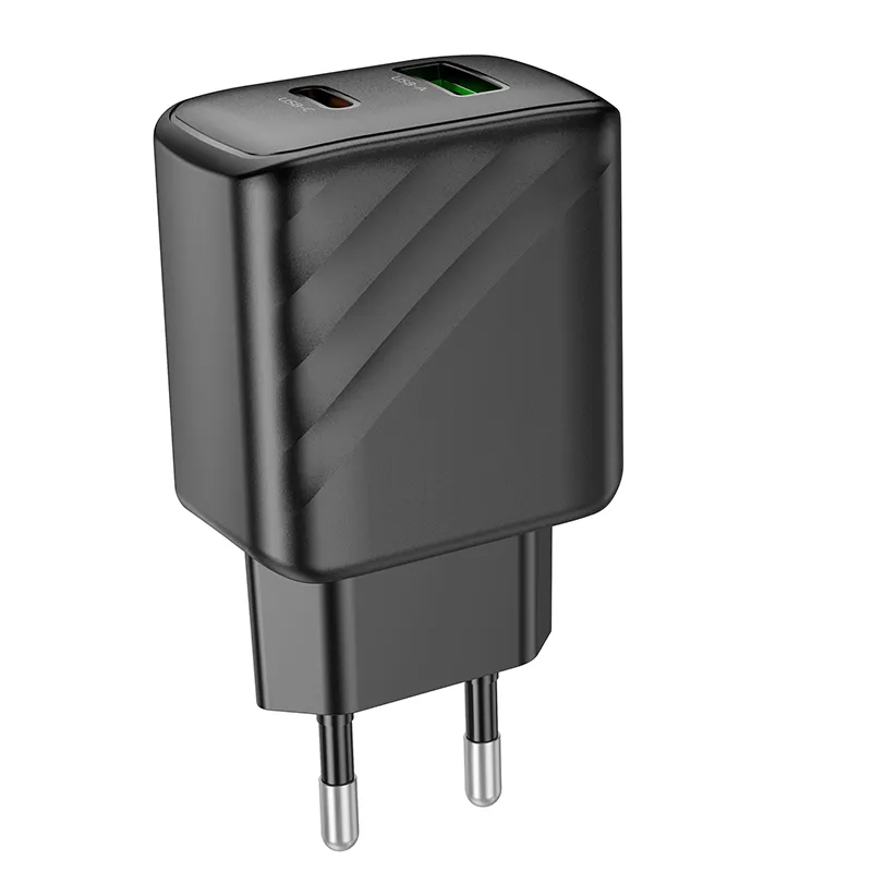 Tính năng chi tiết gồm sạc Type-C 30W, USB-A 18W, hỗ trợ đa chuẩn