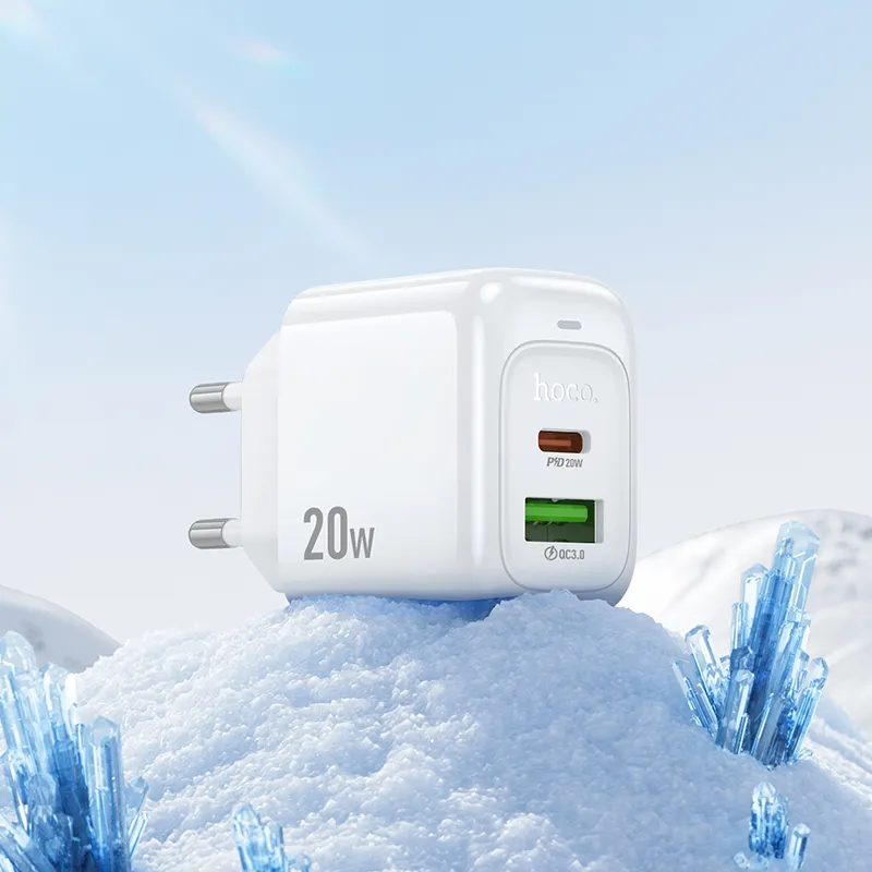 Kích thước nhỏ gọn 76*44*29mm, trọng lượng chỉ 64g dễ dàng mang theo