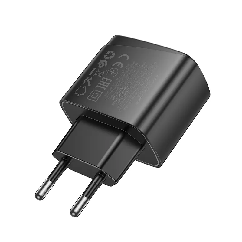 Tính năng đa cổng USB-C với tổng công suất 45W đáp ứng nhu cầu sạc đồng thời
