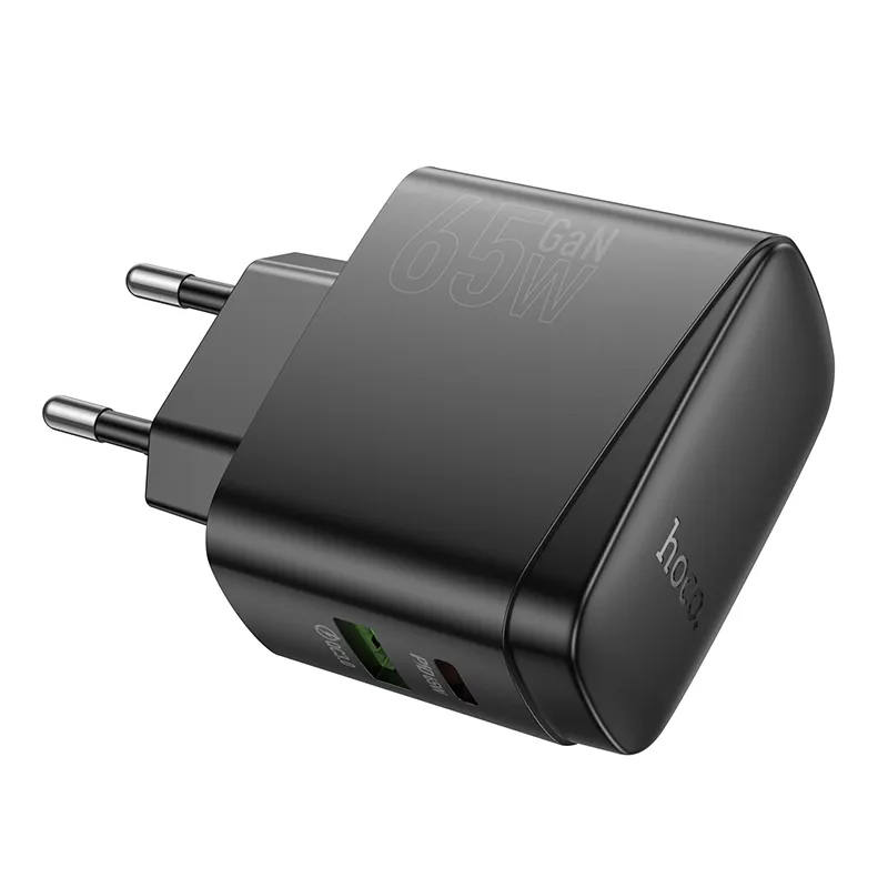 Công năng sạc nhanh PD 65W và sạc đồng thời USB-C và USB-A tiện lợi