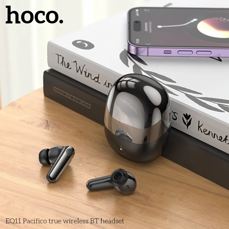 Đóng gói sang trọng, hộp sạc dung lượng cao 400mAh đi kèm