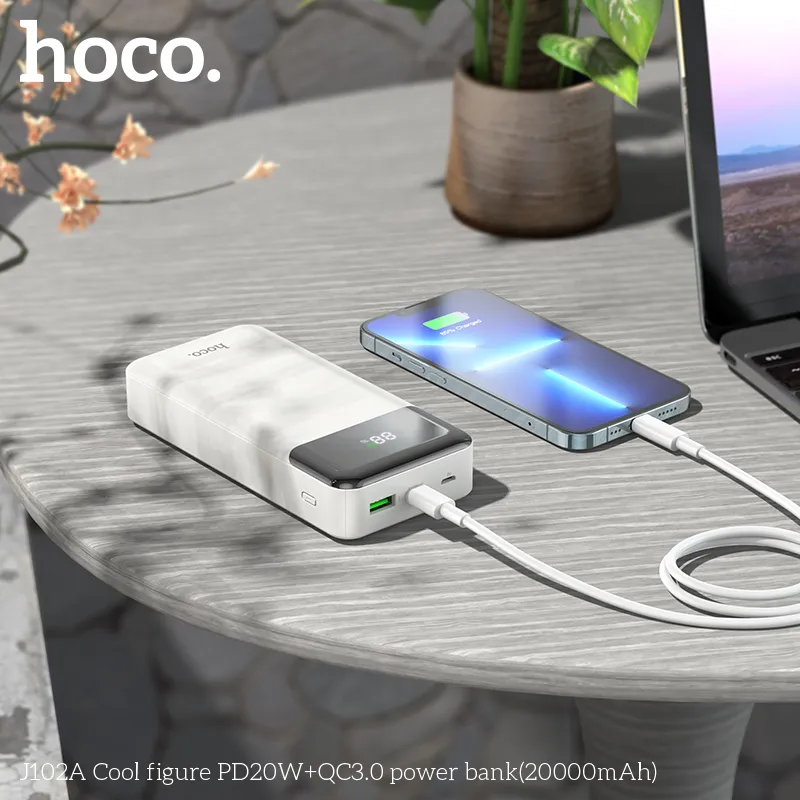Đóng gói pin Hoco J102A gọn nhẹ, tiện lợi cho di chuyển