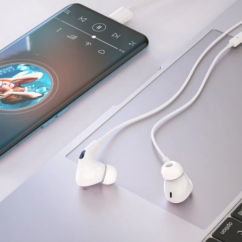 Tính năng điều khiển âm lượng, nhận cuộc gọi dễ dàng qua dây tiện lợi