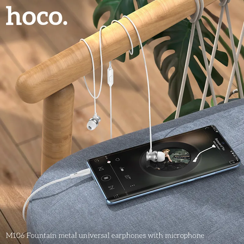 Kích thước nhỏ gọn, nhẹ chỉ 13g, chiều dài cáp 1.2m Hoco M106