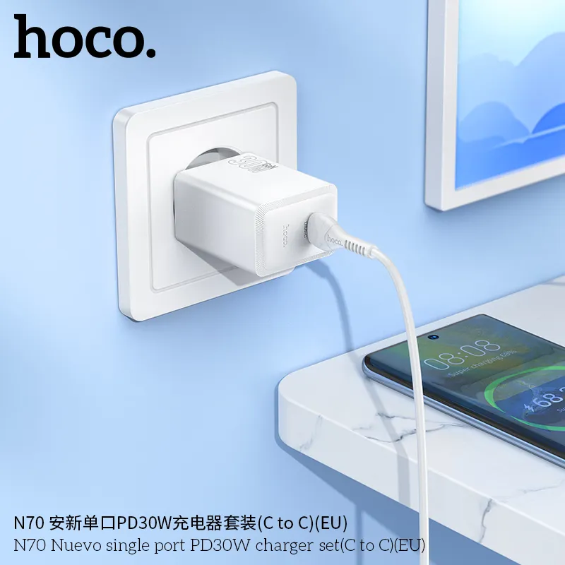 Thiết kế tinh tế, chắc chắn với vật liệu PC chống cháy và chân cắm EU chuẩn châu Âu