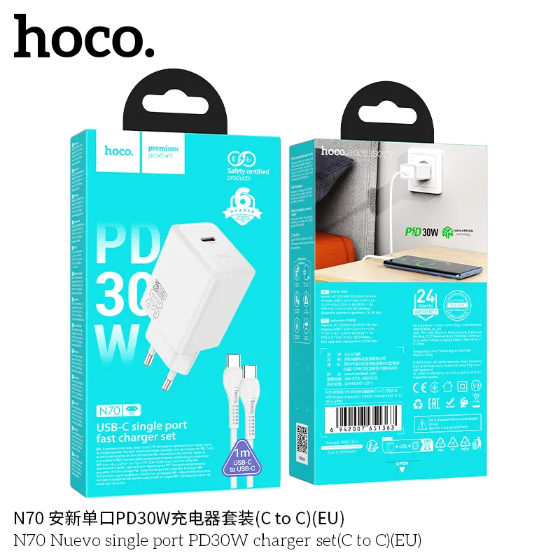 Kích thước nhỏ gọn 84*38*27mm, trọng lượng nhẹ 79g dễ dàng mang theo