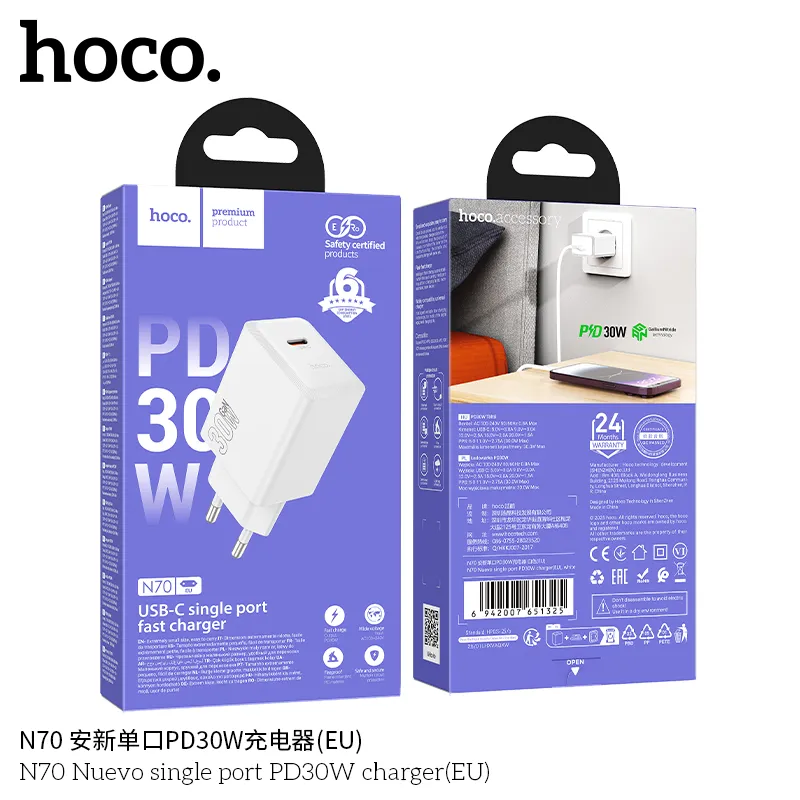 Kích thước nhỏ gọn, trọng lượng nhẹ dễ mang theo