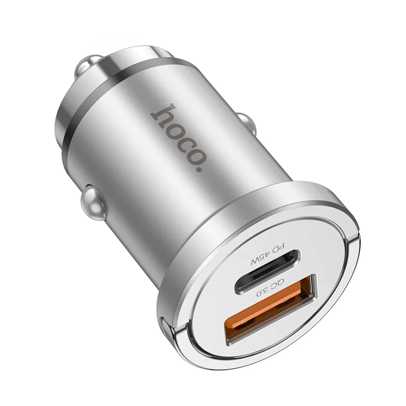 Công năng sạc nhanh PD 45W và QC 3.0 giúp tiết kiệm thời gian hiệu quả