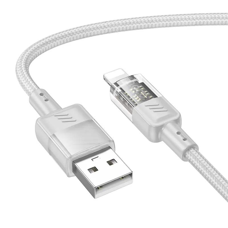 Công năng sạc 2.4A mạnh mẽ, tương thích với nhiều thiết bị iP, truyền dữ liệu hiệu quả