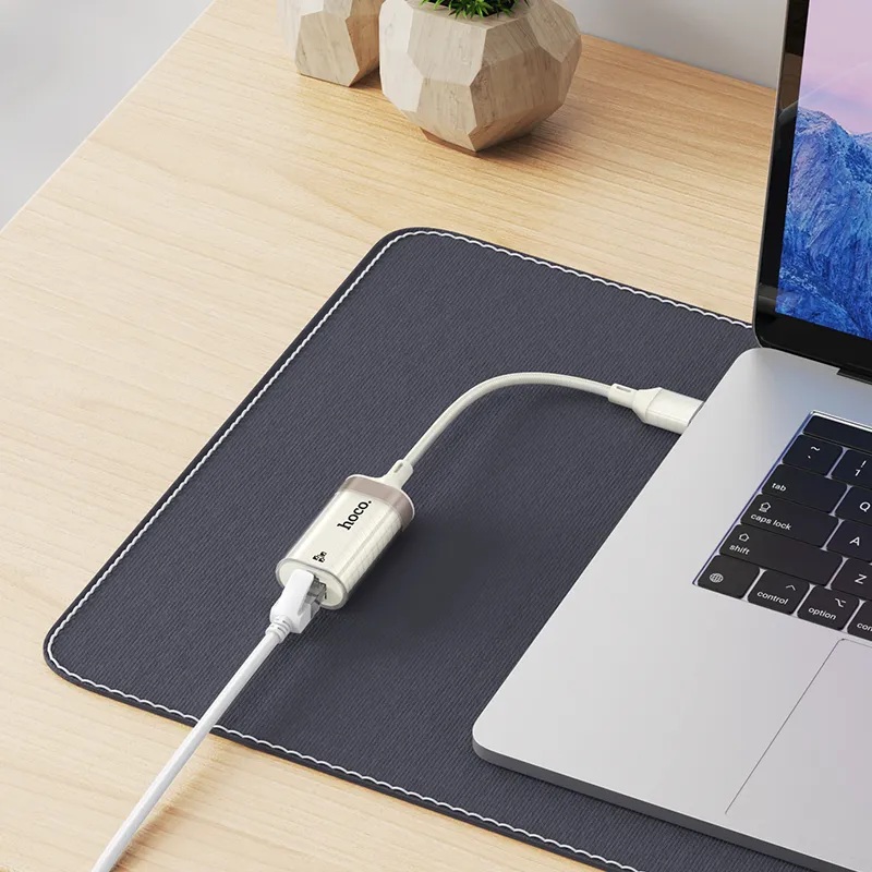 Đóng gói sang trọng, đầy đủ phụ kiện Bộ Chuyển Đổi Hoco UA41 Crystal