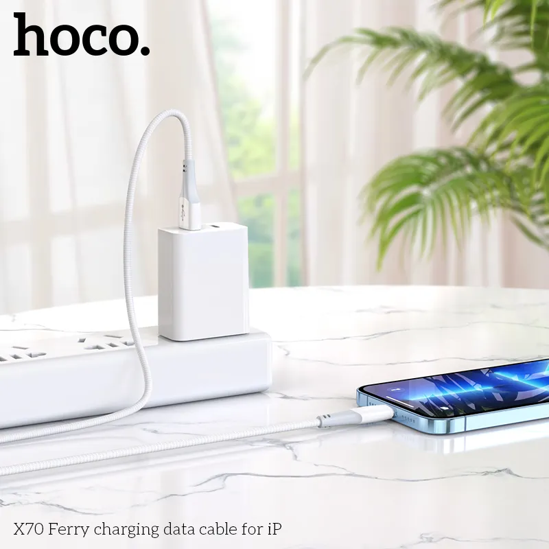 Công năng sạc nhanh 2.4A, truyền dữ liệu ổn định với iPhone